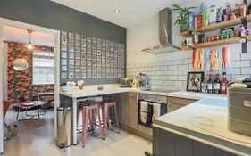 Perfectly Placed Harrogate Town Centre Property